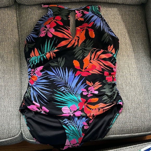 Jessica Simpson Womens Midweight Textured One Piece Swimsuit Palms NWOT - Picture 2 of 5